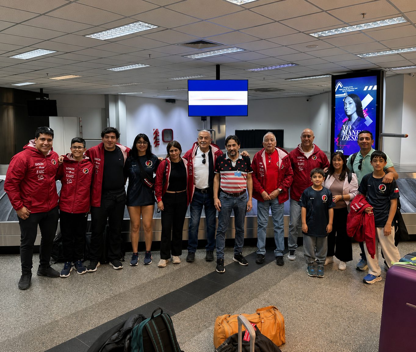 Delegación de la academia viajando a un torneo internacional